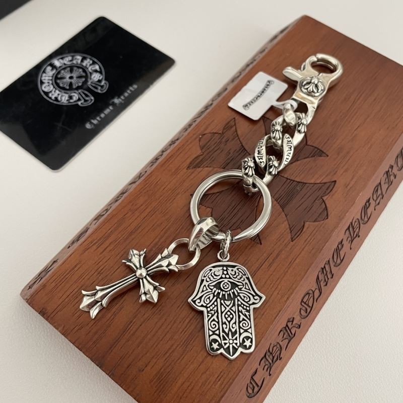 Ch**me He**ts necklaces